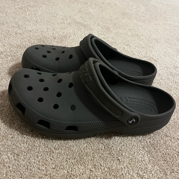 Crocs - Picture 6 of 9